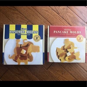 Williams Sonoma Pancake Molds Bundle
